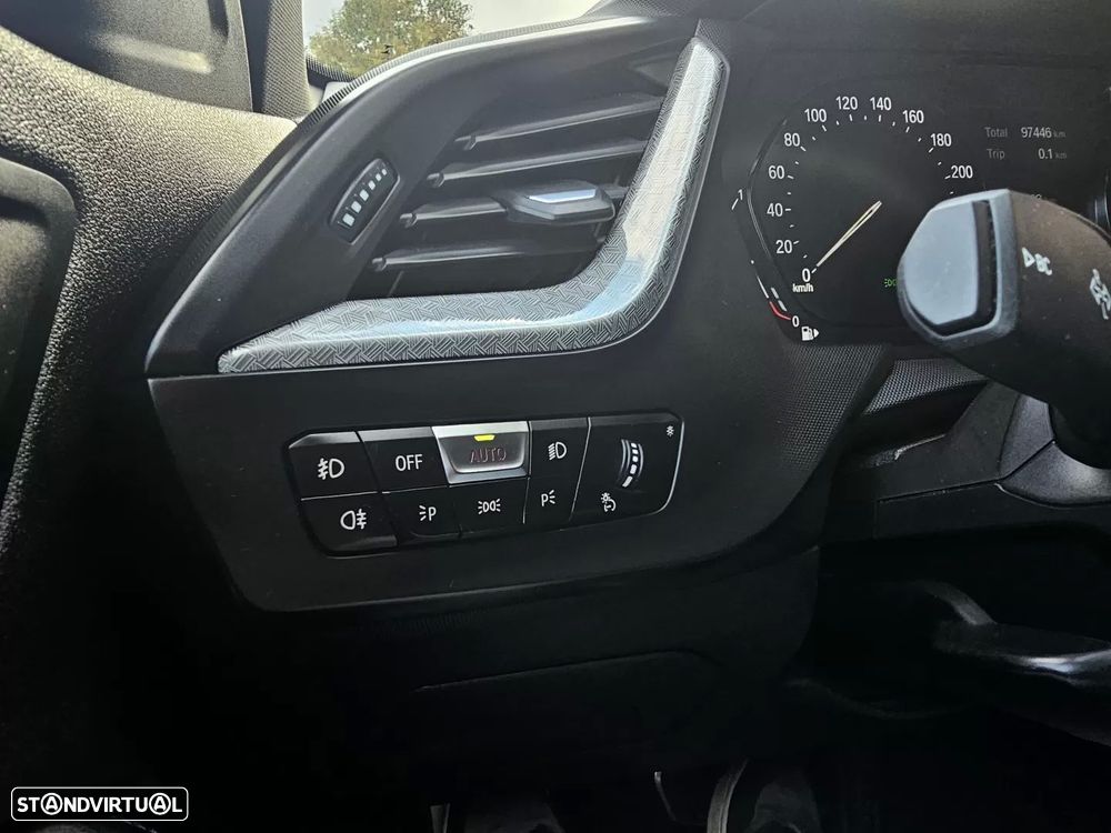 BMW 118 i Pack M Auto - 14
