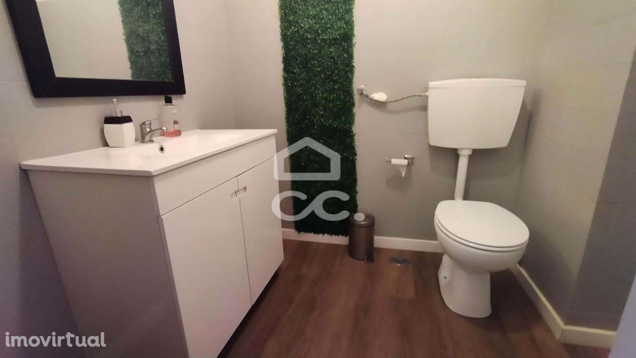 Apartamento tipo T-3 em zona central da cidade. - Grande imagem: 5/16