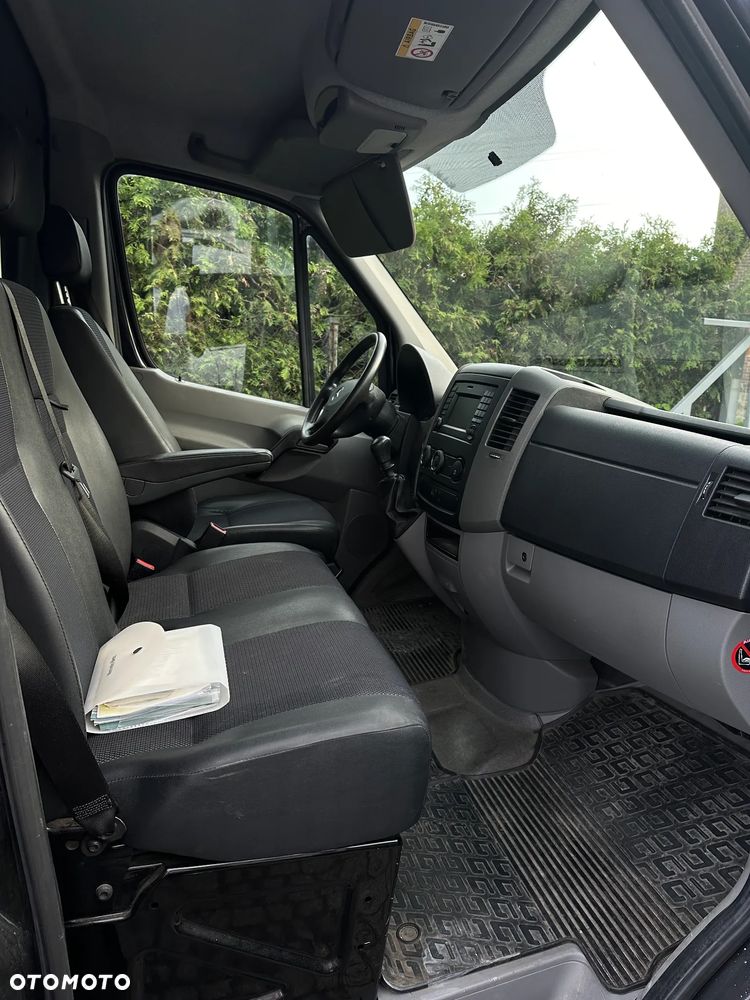 Mercedes-Benz Sprinter - 8