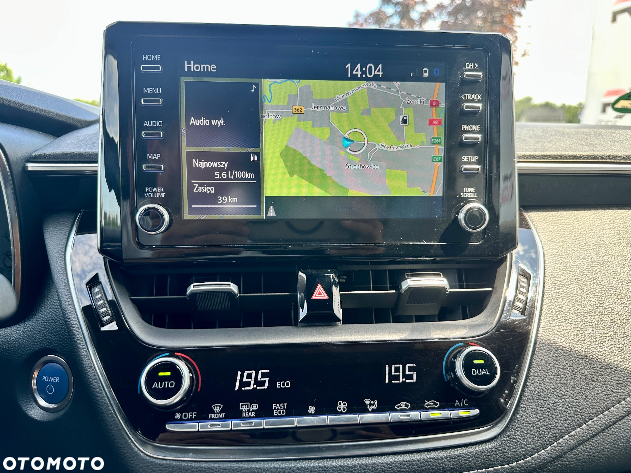 Toyota Corolla 2.0 Hybrid Style - 23