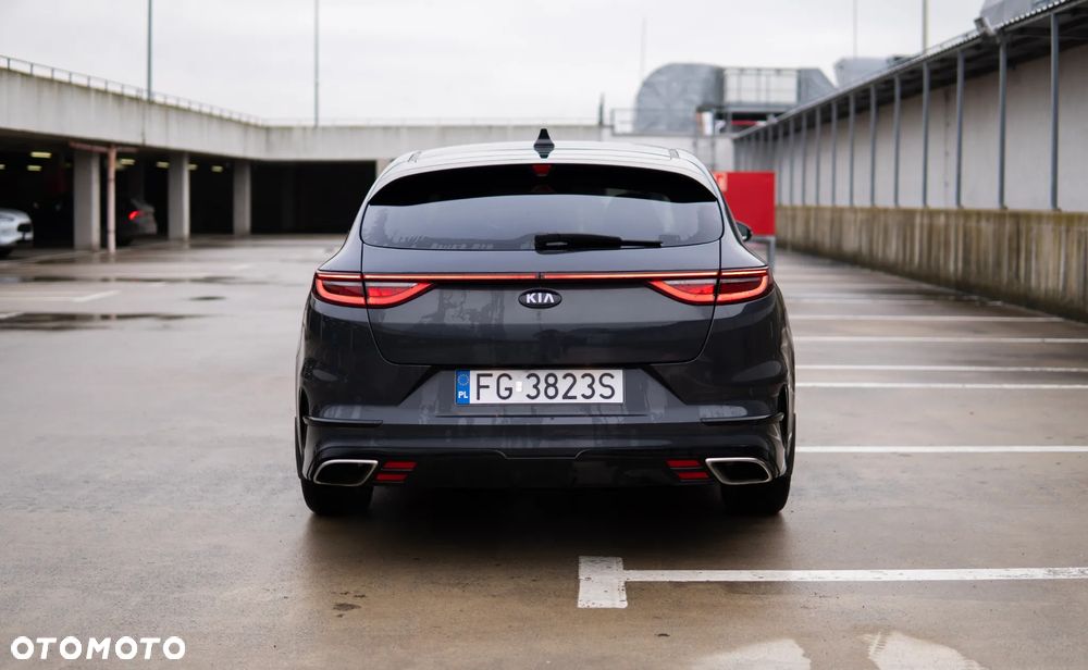 Kia ProCeed - 5