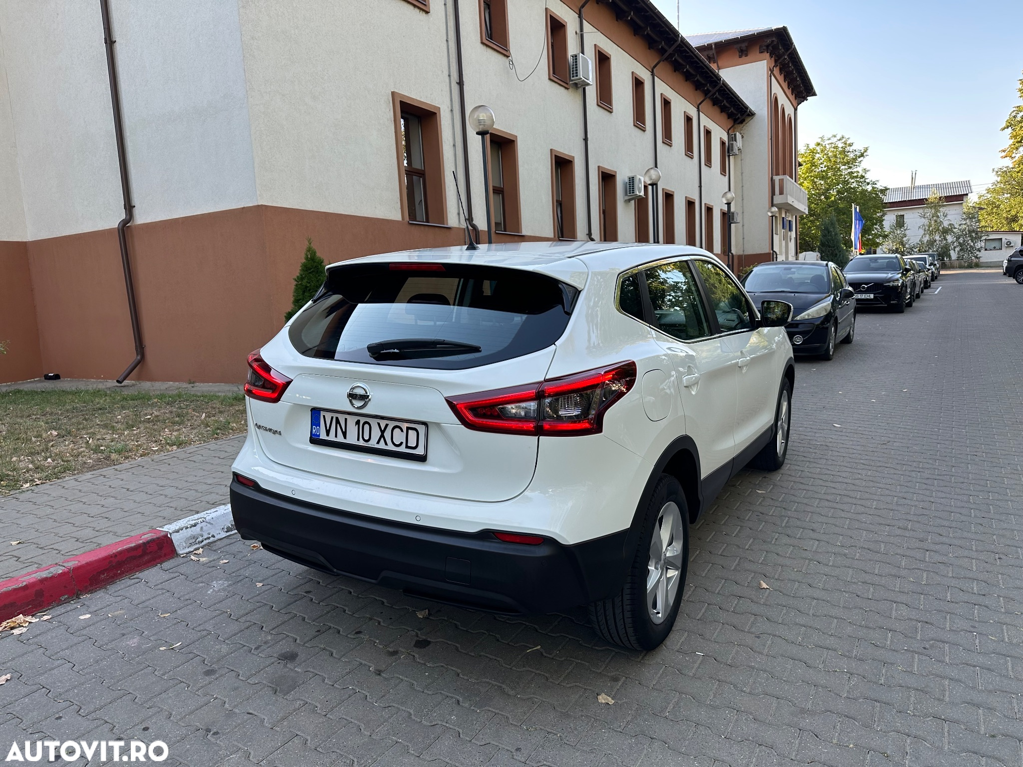 Nissan Qashqai 1.5 DCI N-CONNECTA - 6