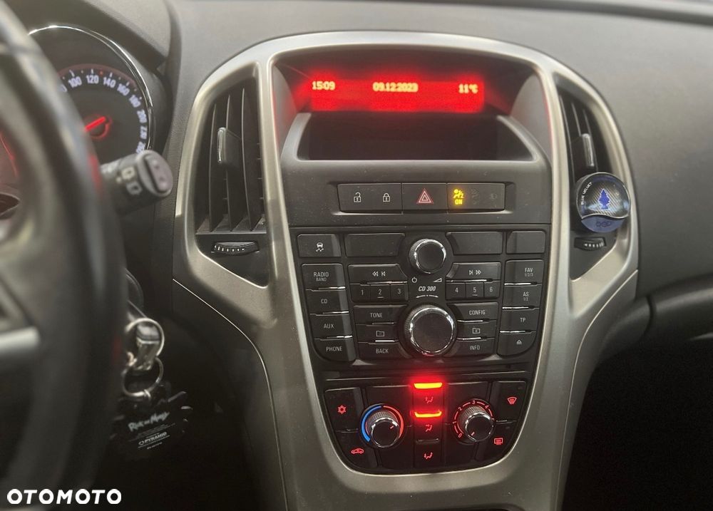 Opel Astra 1.4 Turbo Sports Tourer - 9