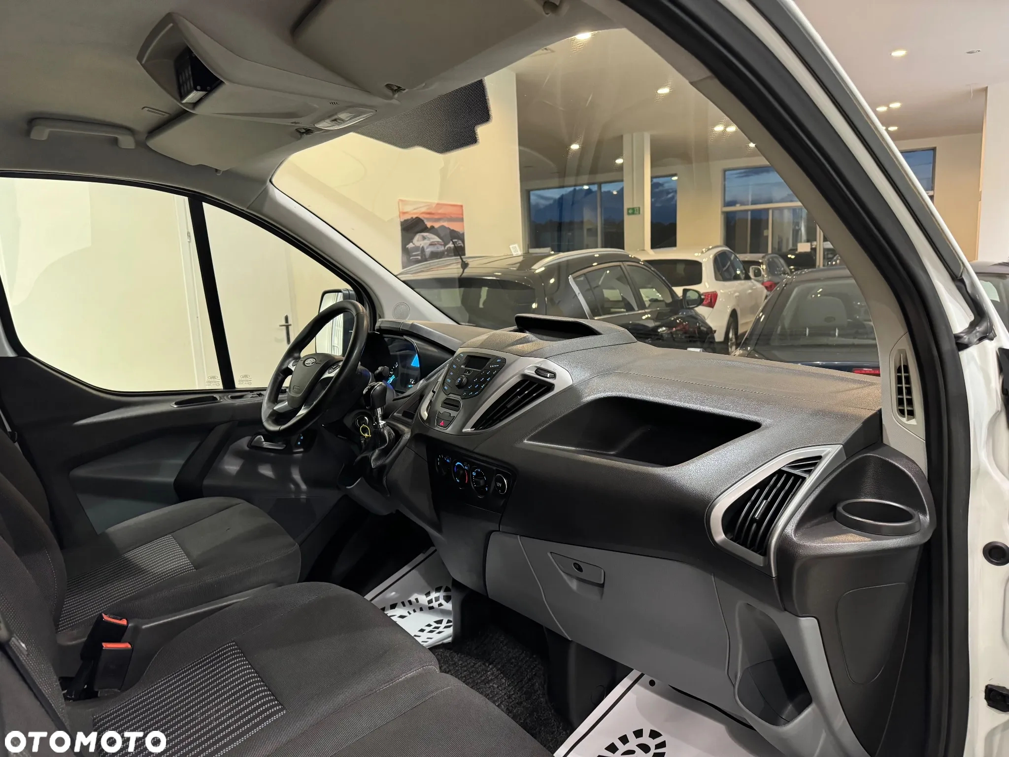 Ford Transit - 26