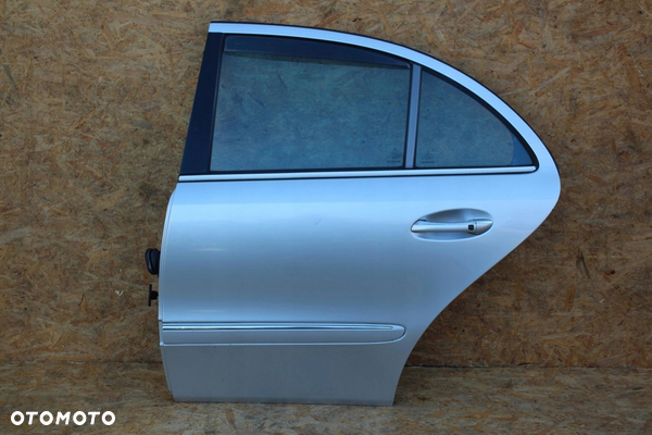 Drzwi LEWE lewy tył Mercedes E-Klasa w211 kolor 744 keyless kompletne