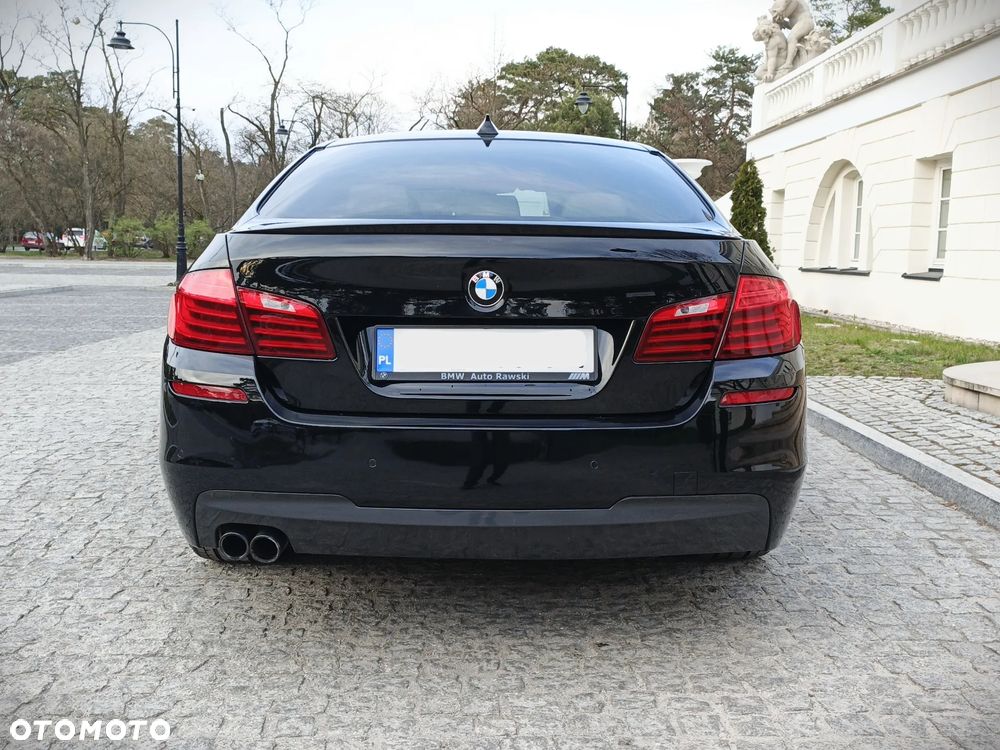 BMW Seria 5 520d xDrive - 9