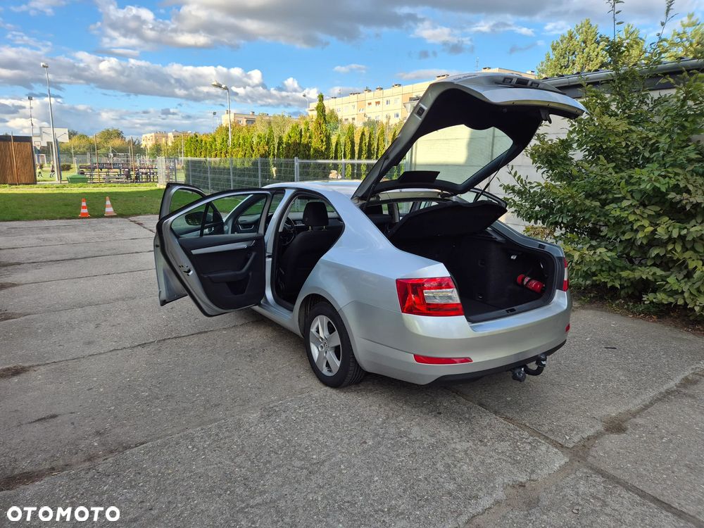 Skoda Octavia 1.6 TDI Ambition - 14