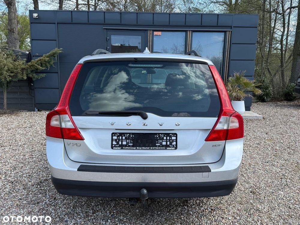 Volvo V70 2.0 - 10