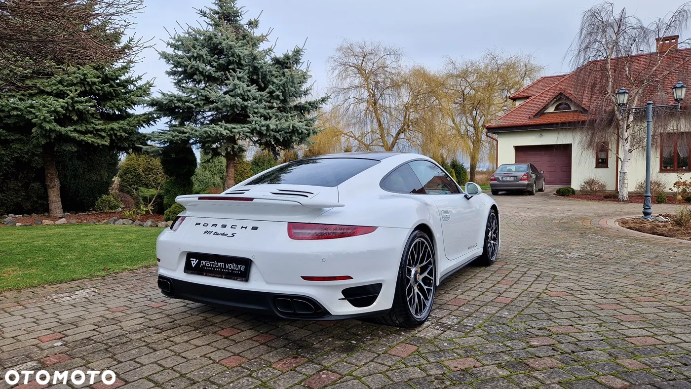 Porsche 911 Turbo S - 7