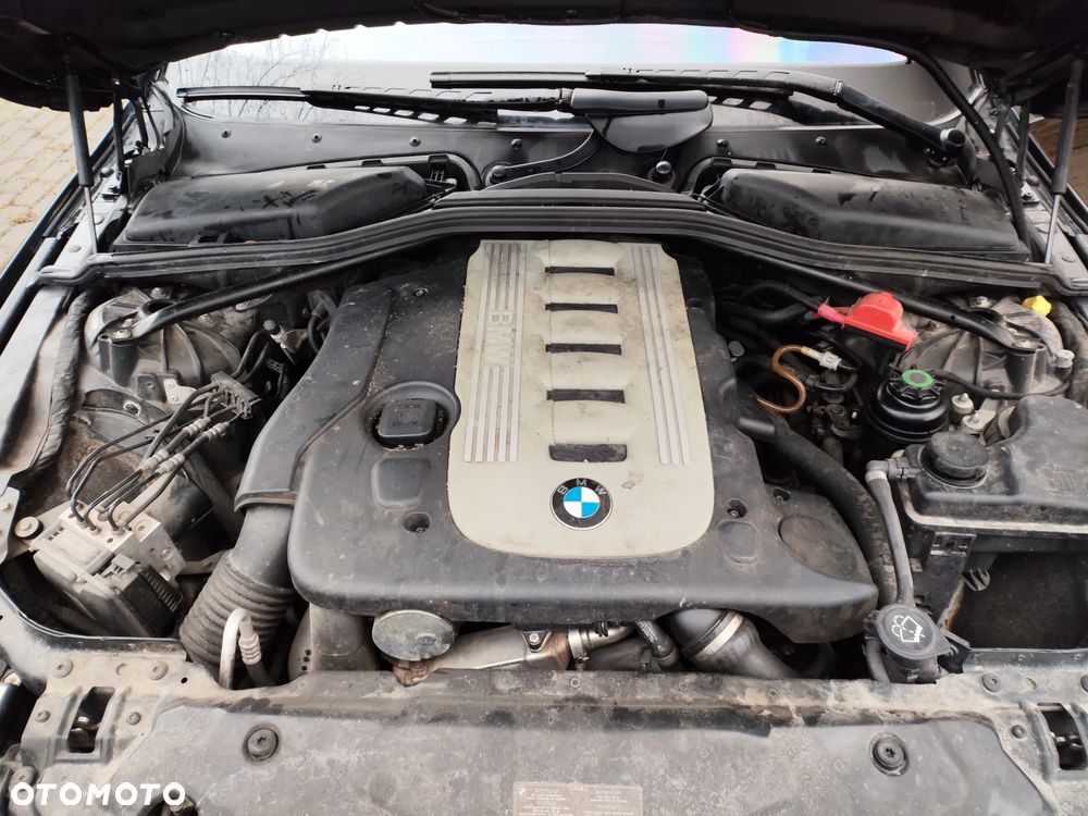 BMW Seria 5 530d xDrive Edition Sport - 11