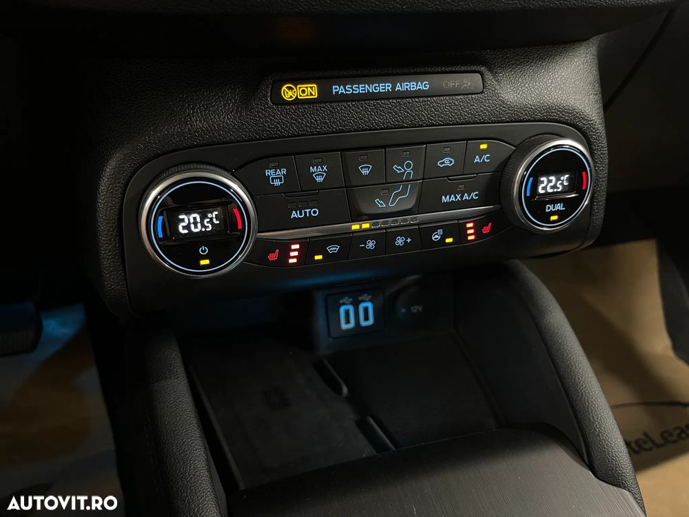 Ford Focus 1.5 EcoBlue Titanium - 20