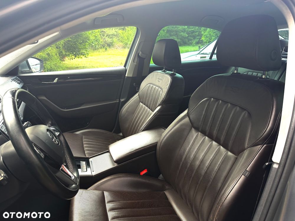 Skoda Superb 2.0 TDI L&K DSG - 24