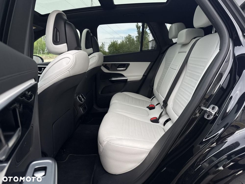 Mercedes-Benz GLC - 19