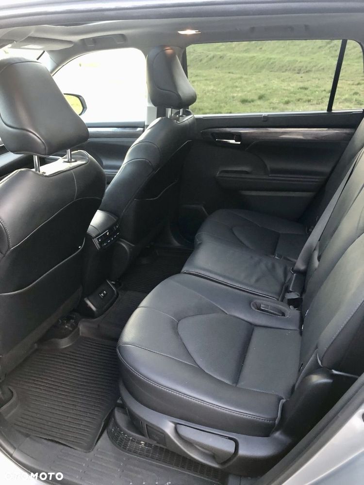 Toyota Highlander 2.5 Hybrid Executive Style - 14
