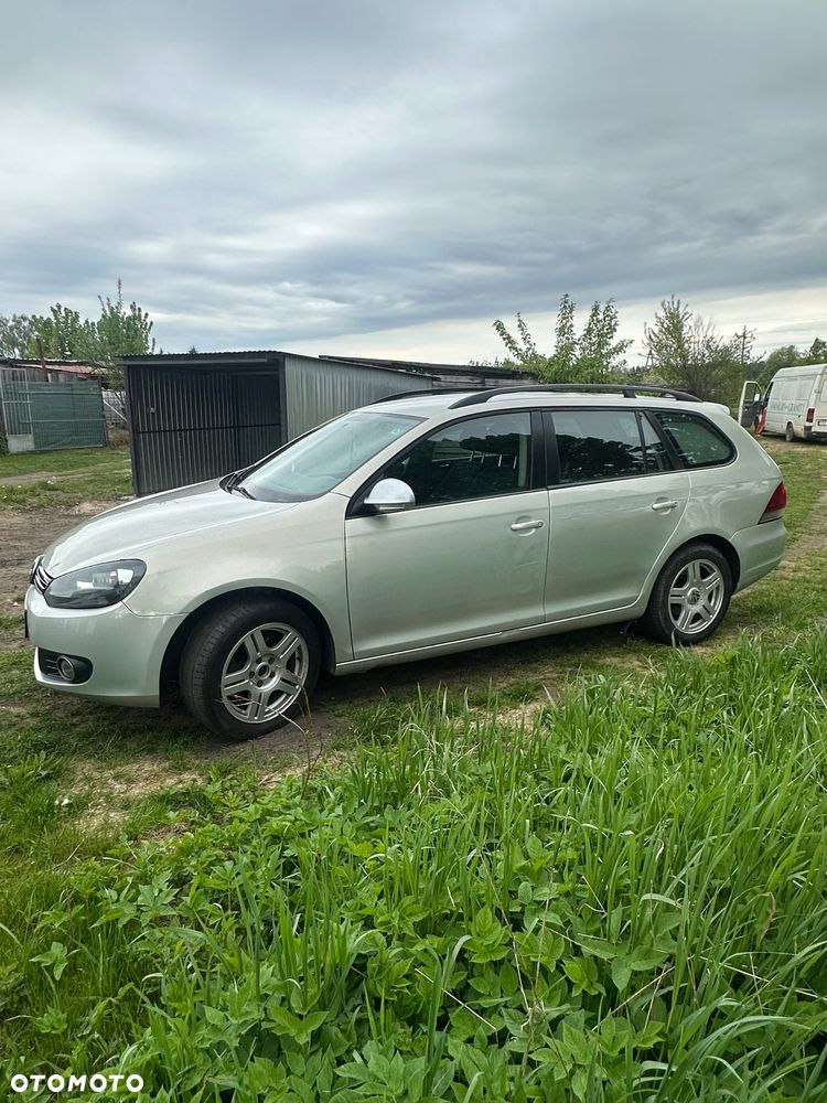 Volkswagen Golf 1.6 TDI Comfortline - 2