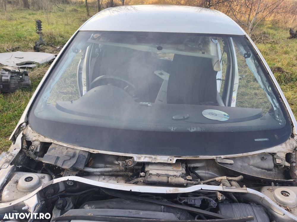 Lunetă geam spate Volkswagen Passat B6 sedane berlină 2005-2010 - 3