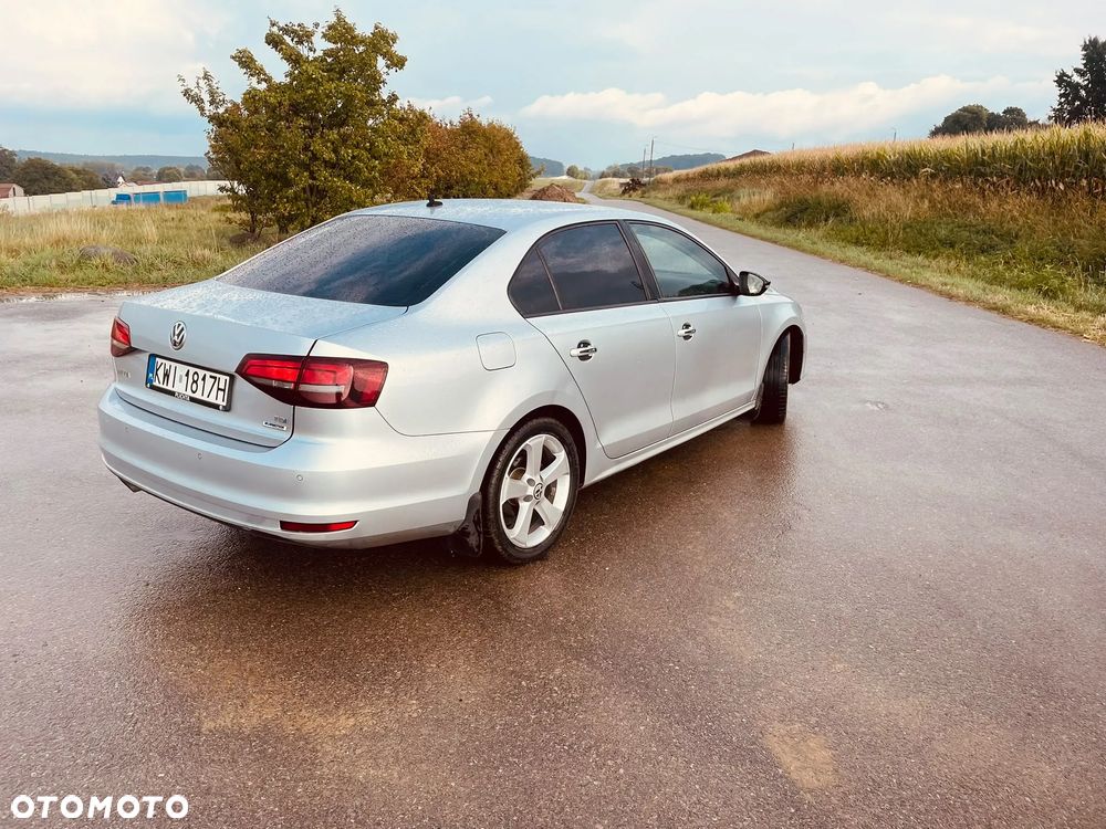 Volkswagen Jetta 2.0 TDI DPF BMT Comfortline - 5