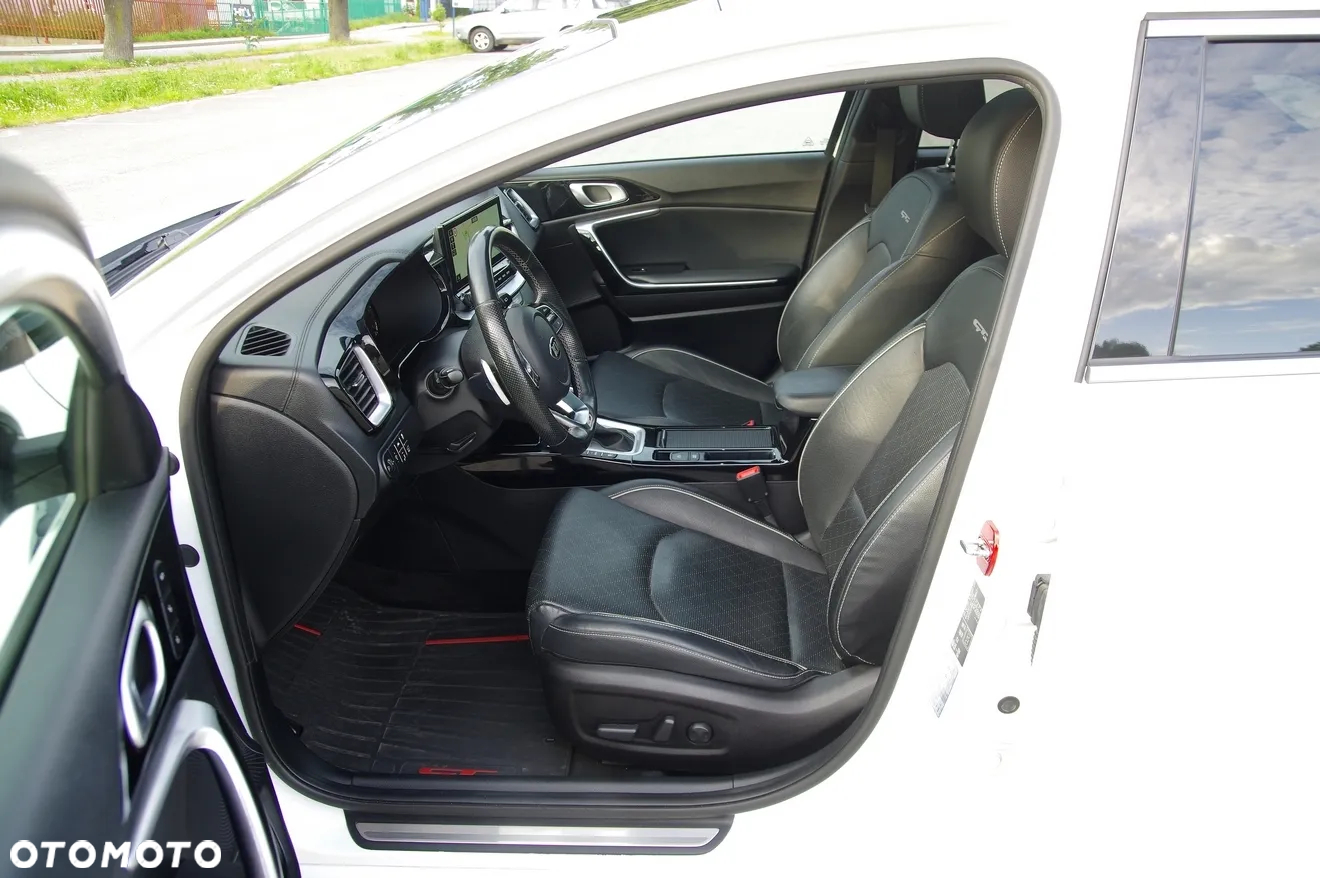 Kia ProCeed 1.6 CRDi GT Line DCT - 20