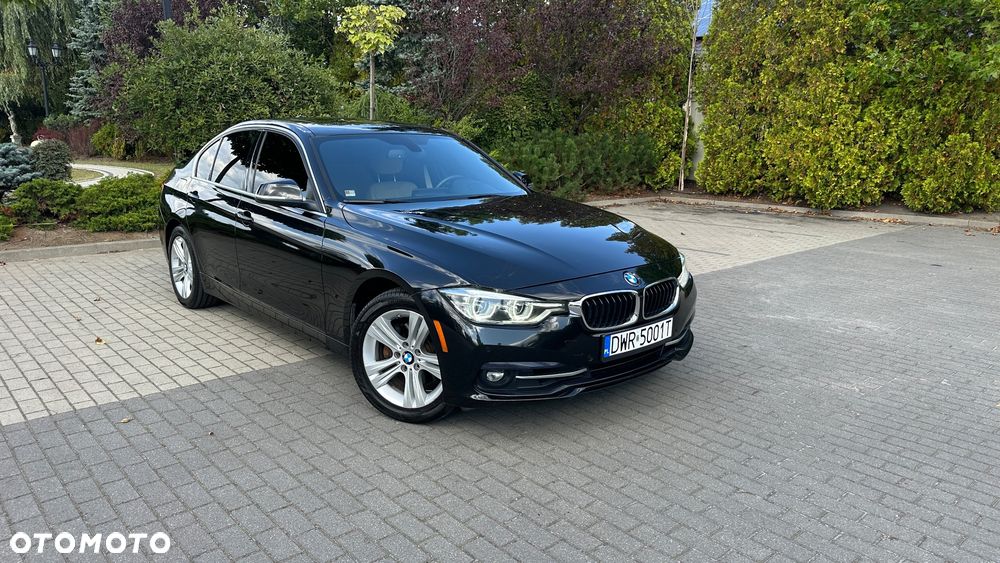BMW Seria 3 330i Luxury Line sport - 8