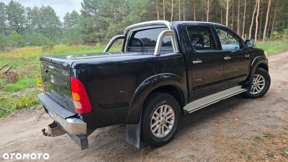 Toyota Hilux 2011 photo 4