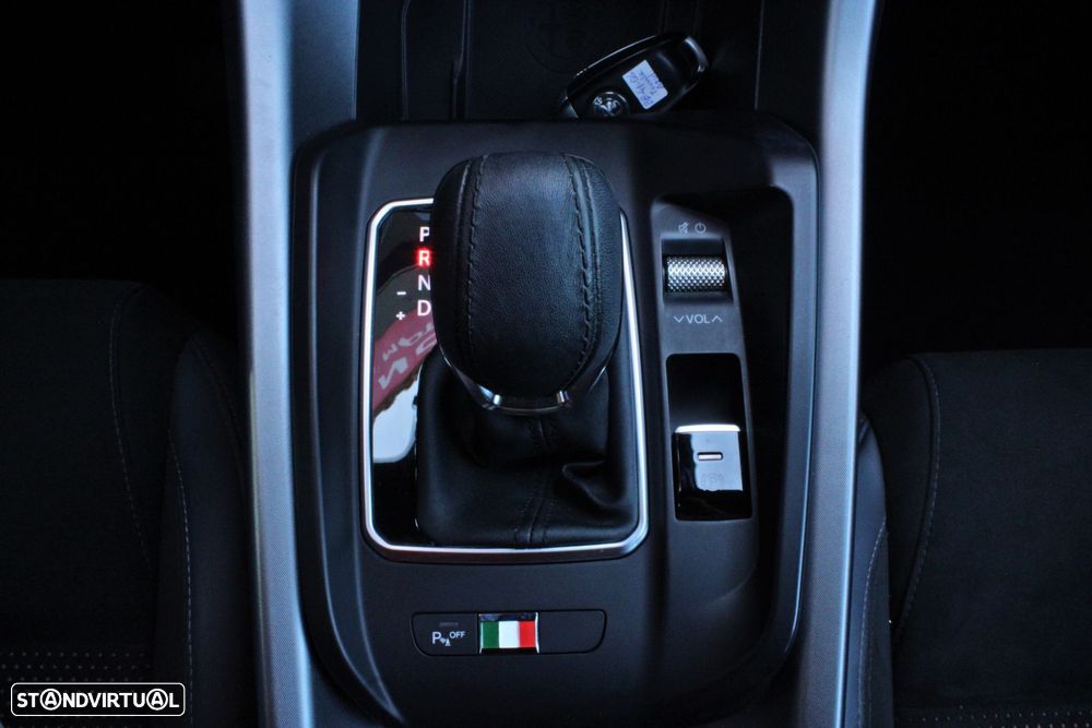 Alfa Romeo Tonale 1.5 Hybrid Edizione Speciale - 15