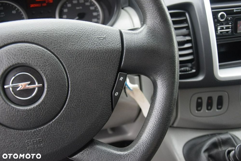 Opel Vivaro - 34