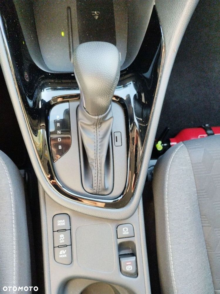 Toyota Yaris Hybrid 1.5 Style - 20