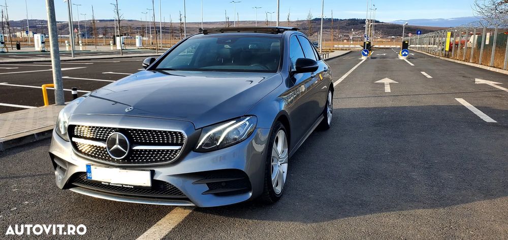 Mercedes-Benz E 220 d 4Matic T 9G-TRONIC AMG Line - 4