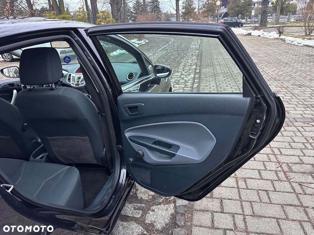 Ford Fiesta 1.25 Titanium - 18