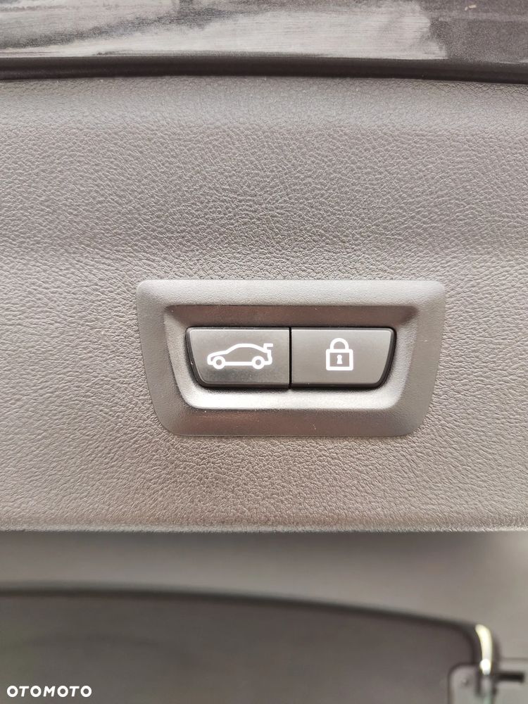 BMW X4 xDrive20d - 13