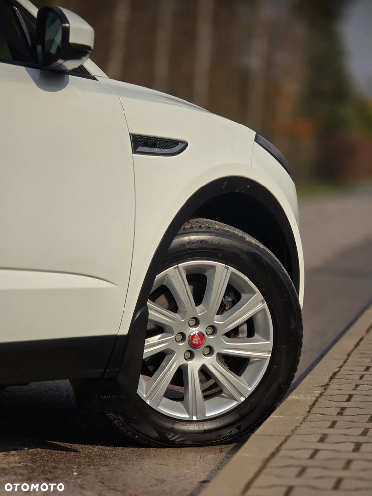 Jaguar E-Pace 2.0 i4D AWD R-Dynamic HSE - 38