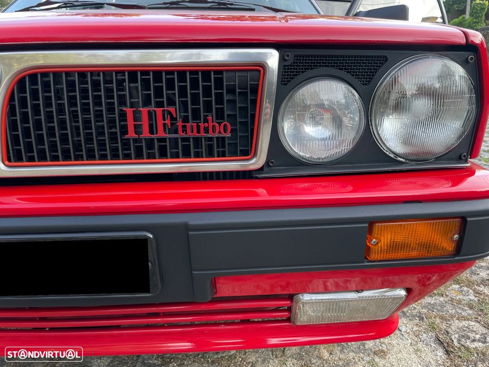 Lancia Delta 1.6 HF Turbo - 24