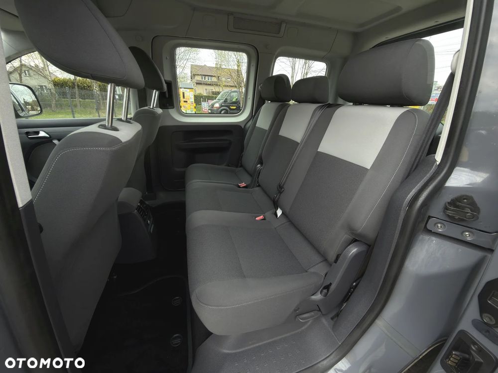 Volkswagen Caddy - 10