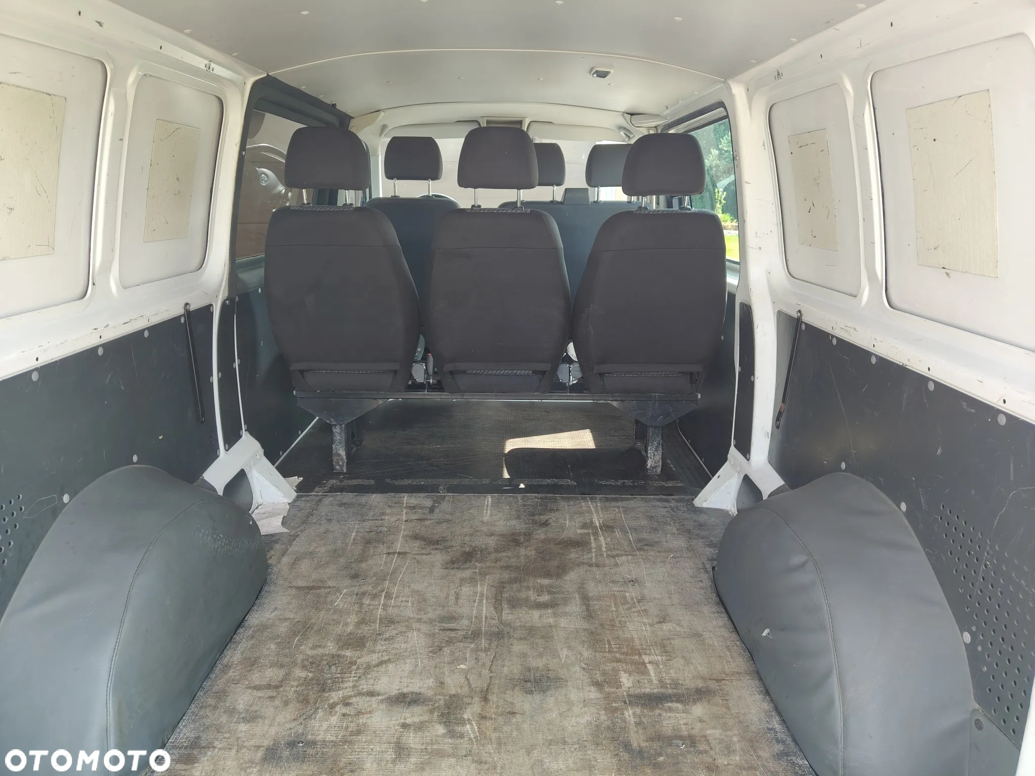 Volkswagen Transporter T5 TDI L2H1 - 9