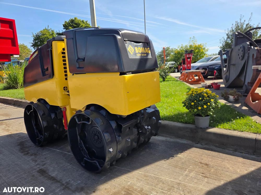 Bomag BMP8500, PICIOR DE OAIE cu RADIOCOMANDA, 2021, 333h, latime 0,6m cu extensii la 0,85m, motor Kubota 20CP, produs in Germania, Stare foarte buna, posibilitate leasing 4 ani-PROMOTIE 14.900 EUR+Tva - 2