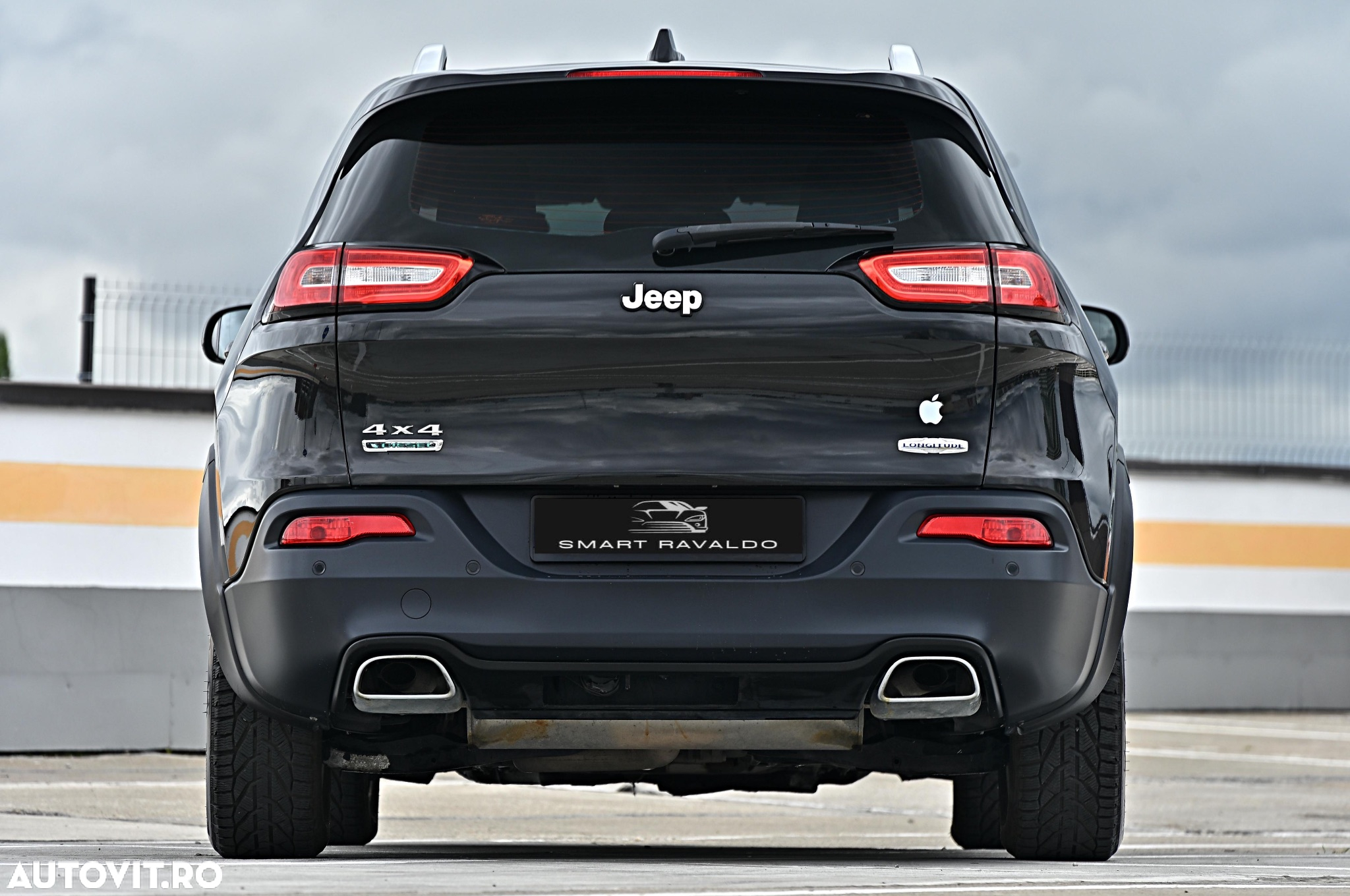 Jeep Cherokee 2.0 Mjet 4x4 AT Longitude - 4
