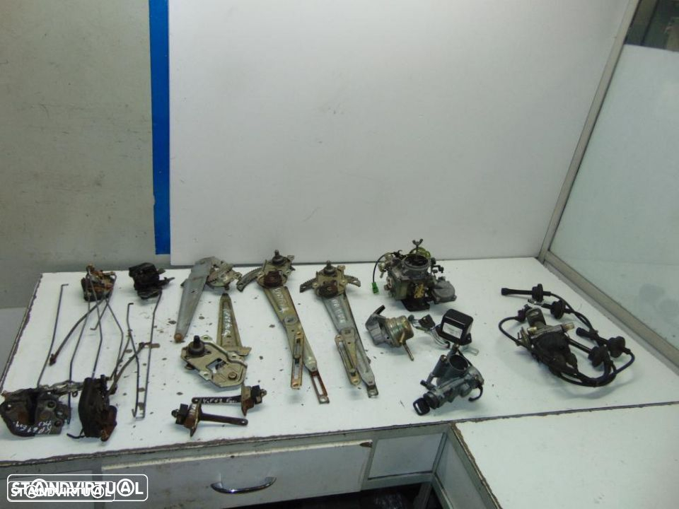 Toyota Starlet KP61 fechos das portas - 9