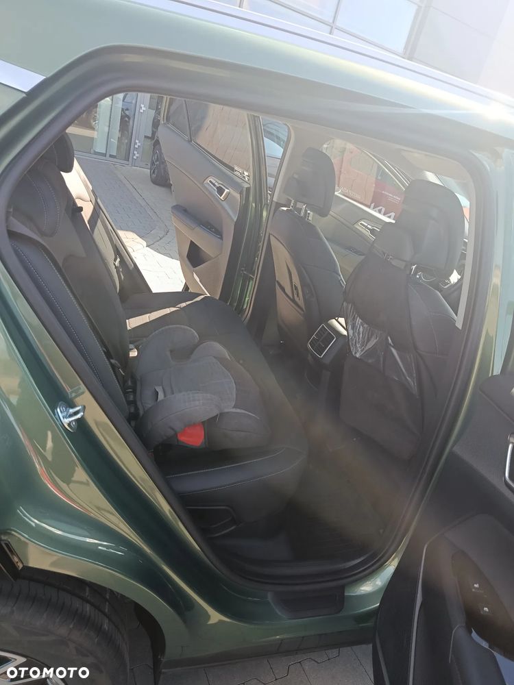Kia Sportage 1.6 T-GDI HEV Business Line 2WD - 17
