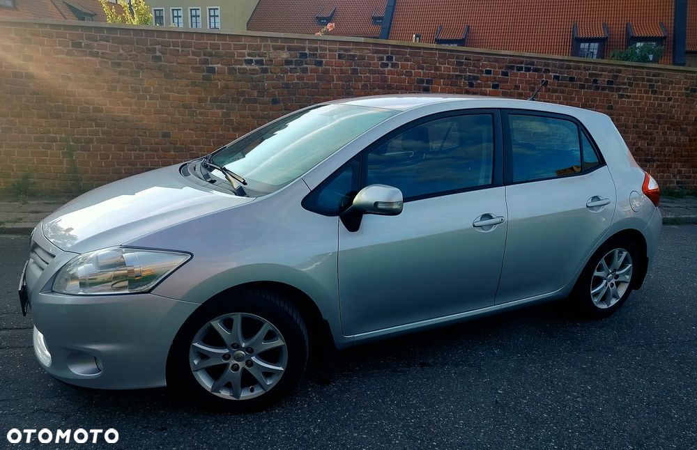 Toyota Auris 1.6 Active - 12