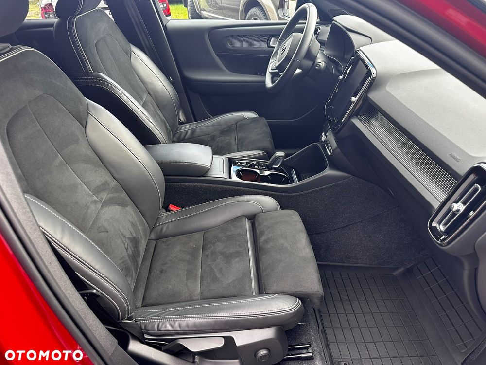 Volvo Xc40 2021 photo 4