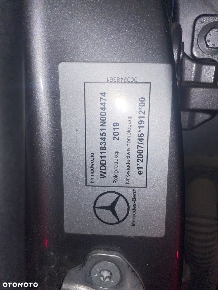 Mercedes-Benz CLA 220 4-Matic 7G-DCT - 9