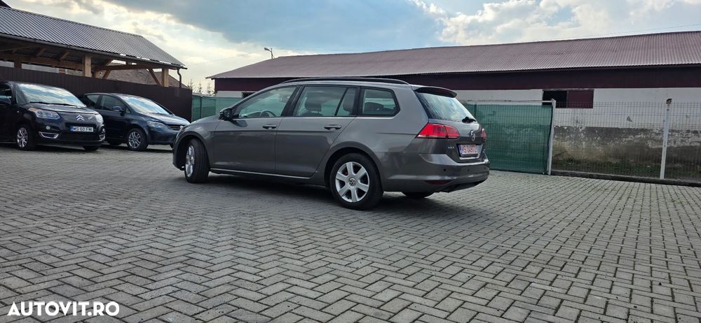 Volkswagen Golf 1.6 TDI (BlueMotion Technology) Comfortline - 11