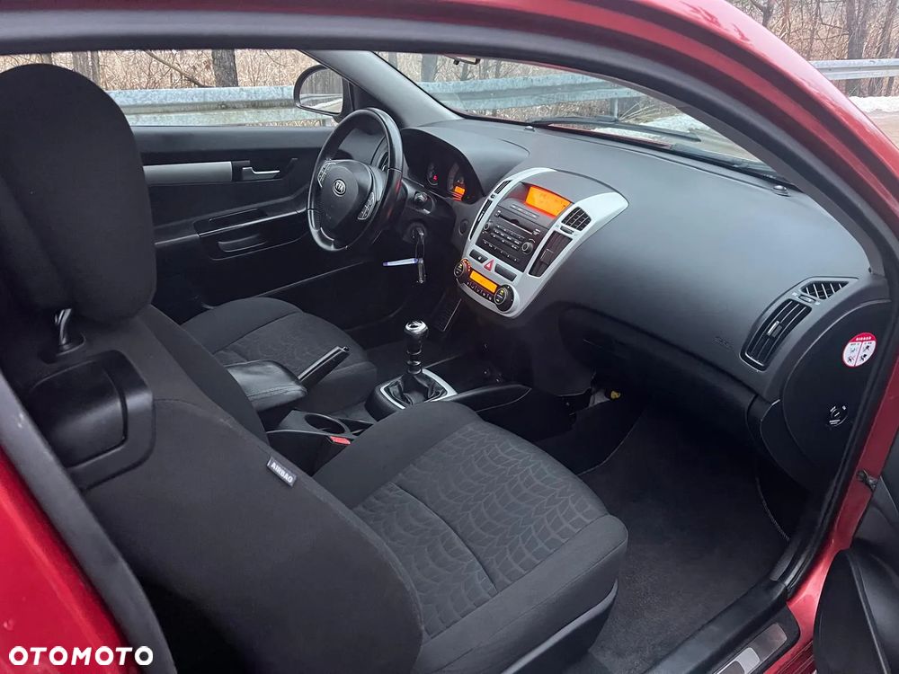 Kia ProCeed 1.6 CVVT LX - 8