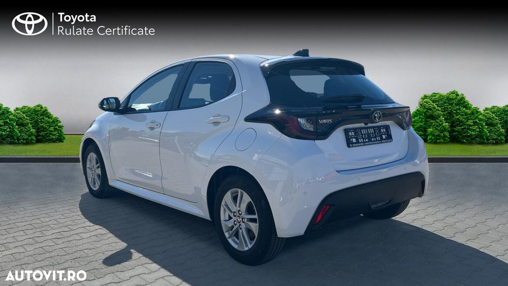 Toyota Yaris 1.5 VVT-i HSD Active - 4