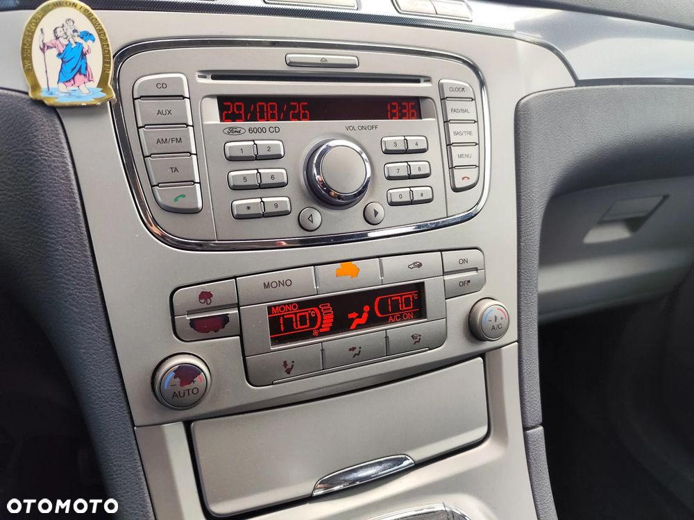 Ford Galaxy 1.8 TDCi Silver X - 11