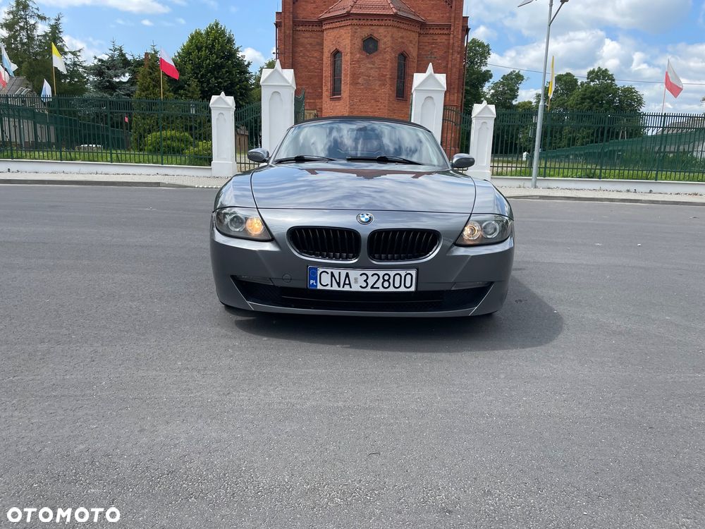 BMW Z4 3.0si - 8
