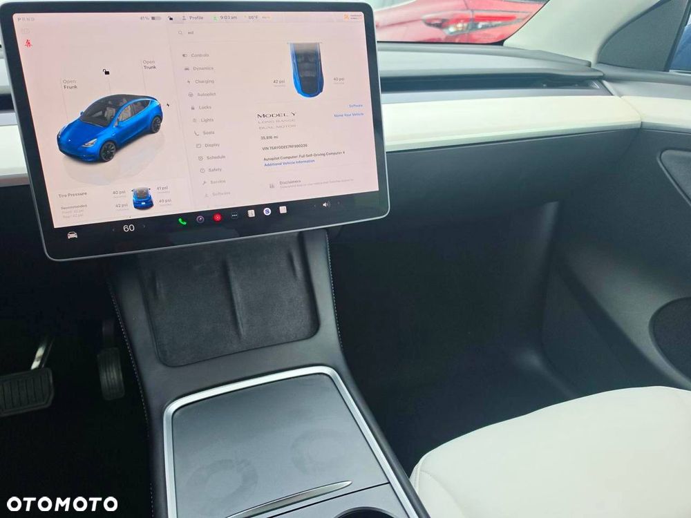 Tesla Model Y Long Range Dual Motor AWD - 12