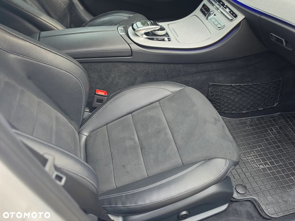 Mercedes-Benz Klasa E 400 d 4Matic 9G-TRONIC AMG Line - 36