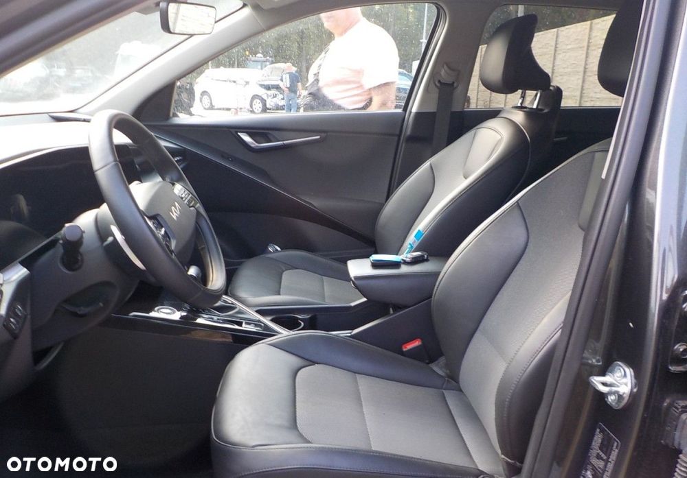 Kia Niro - 32