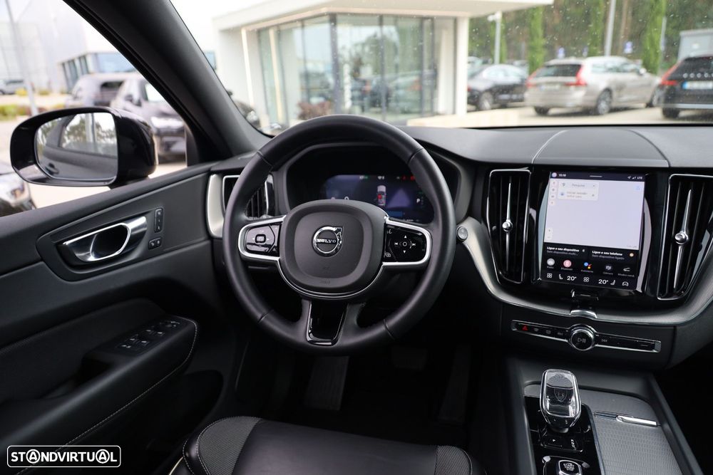 Volvo XC 60 2.0 T6 PHEV Black Edition AWD - 15